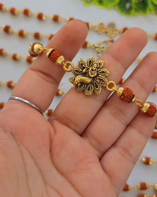 Handmade Gopal Sutra with Free Chawal & Kumkum